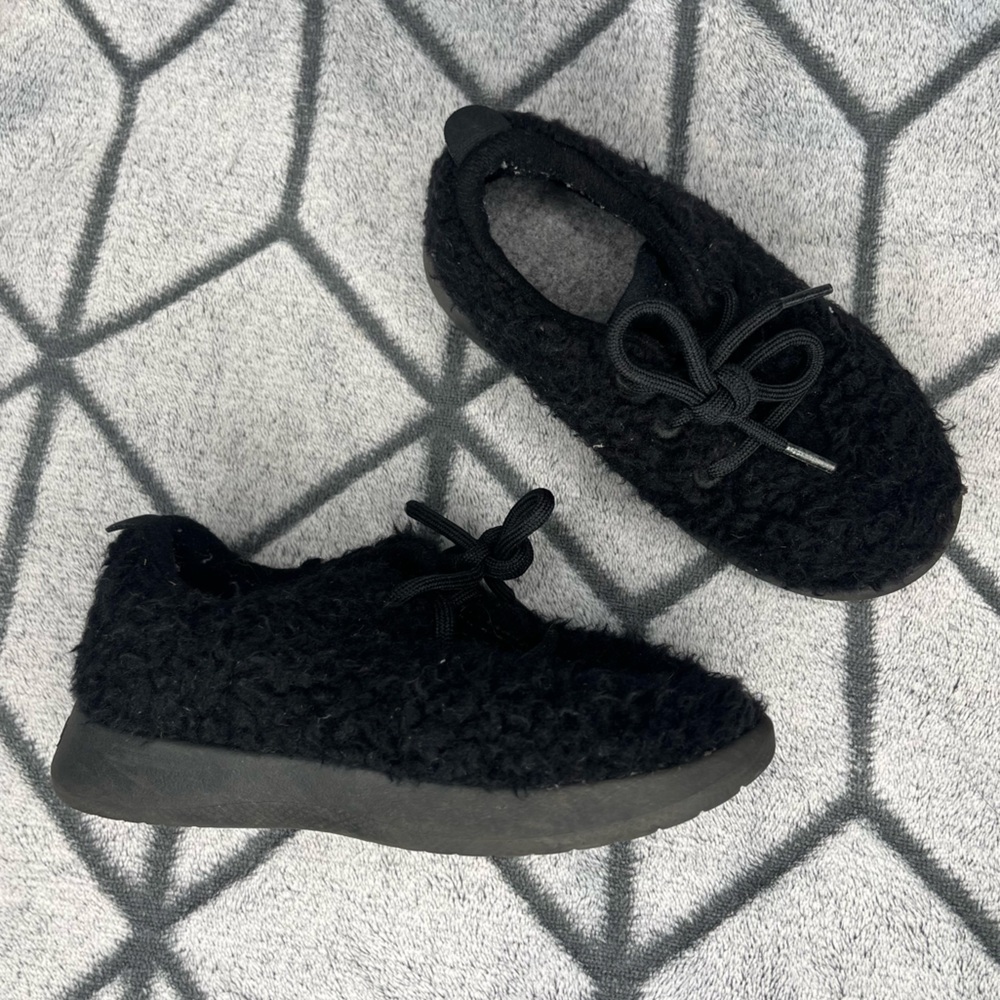 ALLBIRDS Smallbirds Black Wool Runners Fluffs Little Kids Shoes